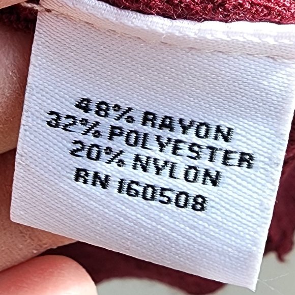 Stitchcount Cranberry Turtleneck Sweater Size XL - Picture 9 of 14